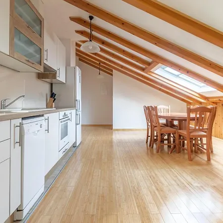 Appartement Family-friendly With Swimming Pool Sutivan, Brac - 15665