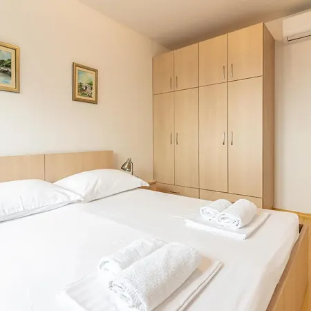 Family-friendly With Swimming Pool Sutivan, Brac - 15665