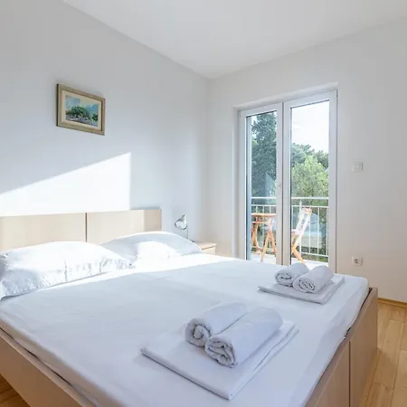 Appartamento Family Friendly With A Swimming Pool Sutivan, Brac - 15665 Sutivan