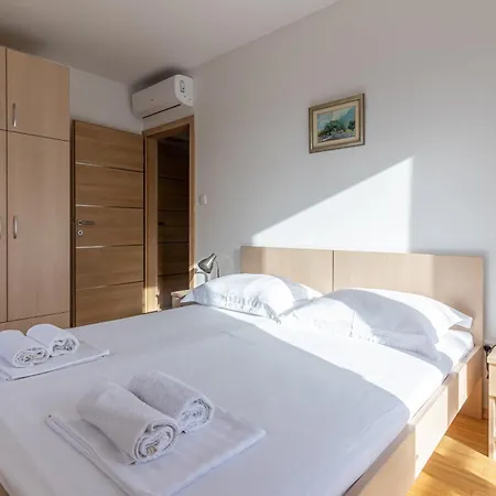 Family-friendly With Swimming Pool Sutivan, Brac - 15665 Appartement